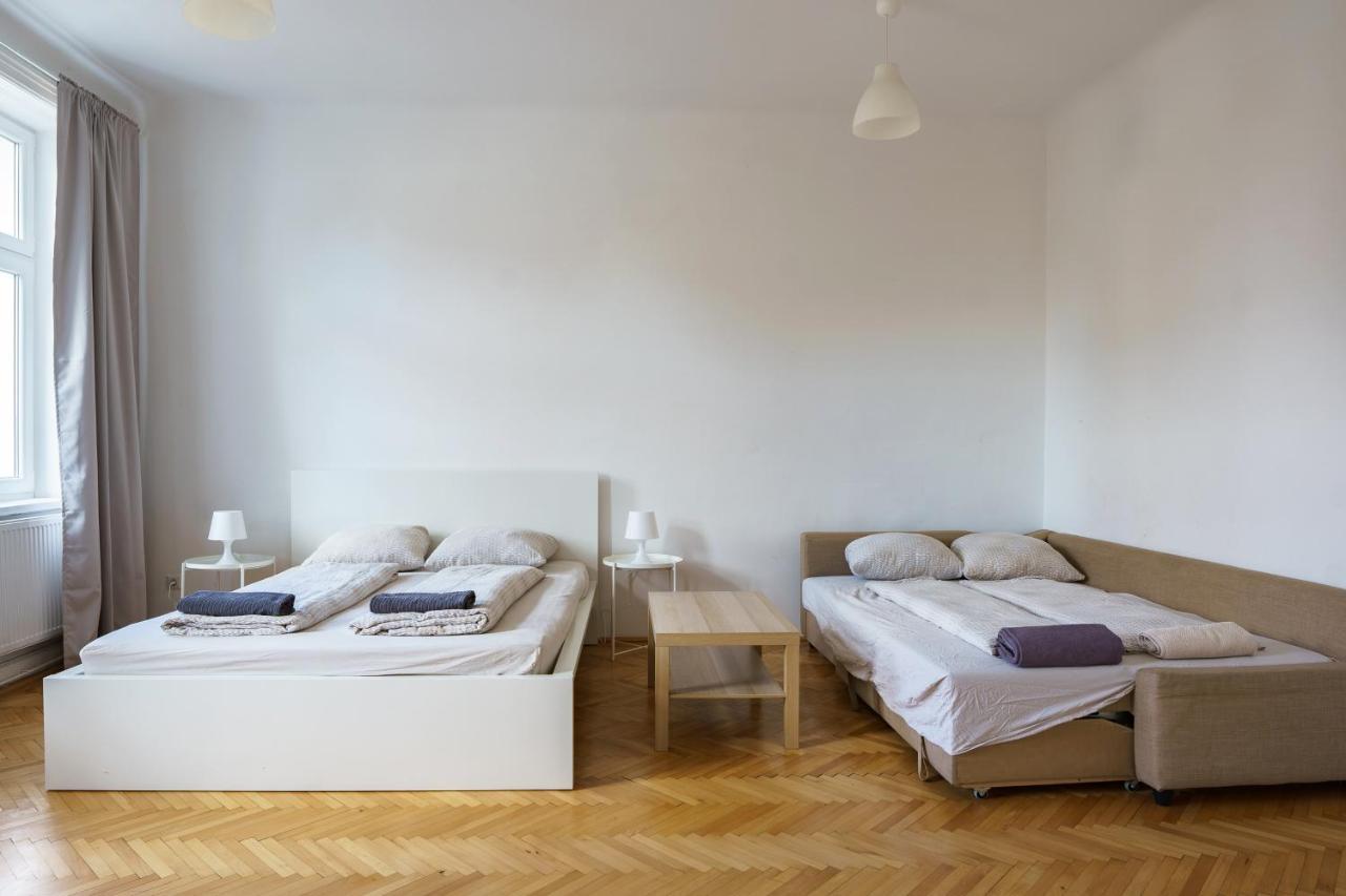 Central Living Apartments - Schoenbrunn เวียนนา ภายนอก รูปภาพ