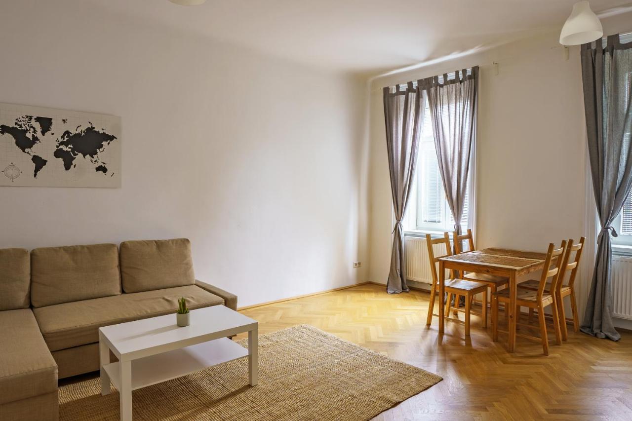 Central Living Apartments - Schoenbrunn เวียนนา ภายนอก รูปภาพ